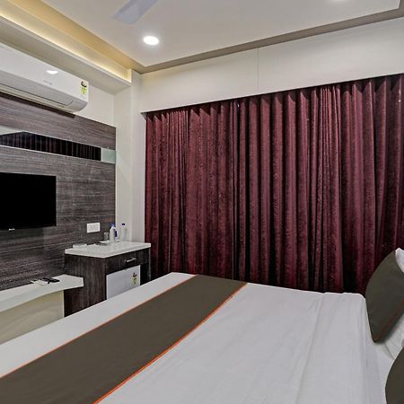 Hotel Collection O Alpha One Ahmadabad Zewnętrze zdjęcie